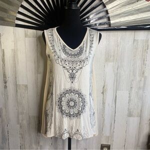 NWT Ava James Women's Cream Camisole Top